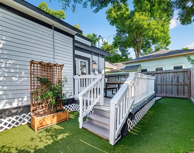 904 Arlington Street - Photo Thumbnail 40