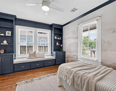 904 Arlington Street - Photo Thumbnail 19