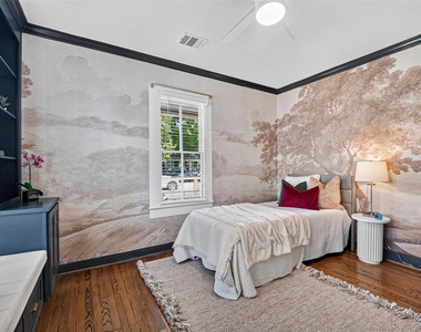 904 Arlington Street - Photo Thumbnail 20