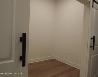 2273 Highland Avenue - Photo Thumbnail 8