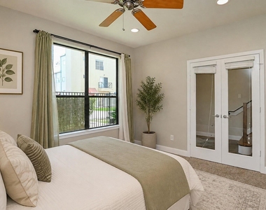 5108 Lillian Street - Photo Thumbnail 3