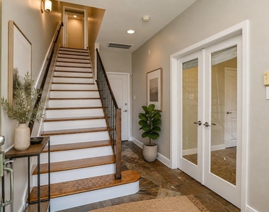 5108 Lillian Street - Photo Thumbnail 2