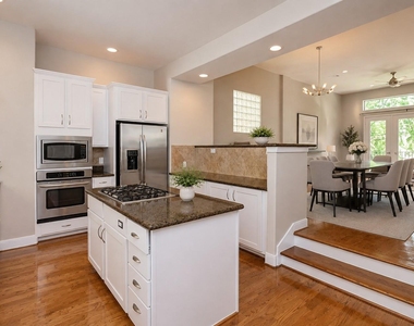 5108 Lillian Street - Photo Thumbnail 10
