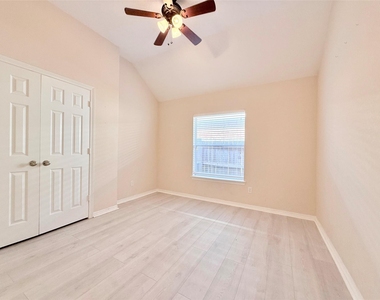 7303 Slippery Elm Lane - Photo Thumbnail 38