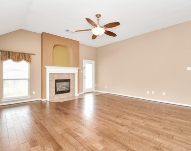 7303 Slippery Elm Lane - Photo Thumbnail 15