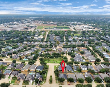 7303 Slippery Elm Lane - Photo Thumbnail 34