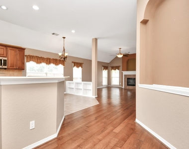 7303 Slippery Elm Lane - Photo Thumbnail 17
