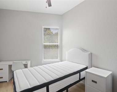 1017 Calvin Avenue - Photo Thumbnail 12