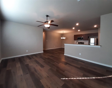 9717 Grosbeak Lane - Photo Thumbnail 2