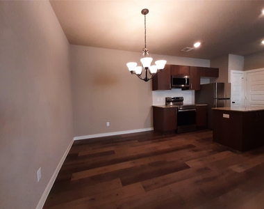 9717 Grosbeak Lane - Photo Thumbnail 7