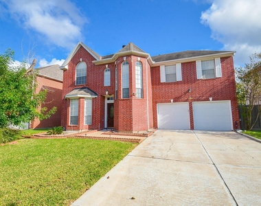 4802 Sunshine Drive - Photo Thumbnail 1
