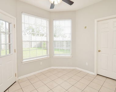 4802 Sunshine Drive - Photo Thumbnail 8
