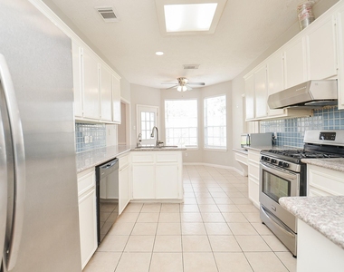 4802 Sunshine Drive - Photo Thumbnail 7