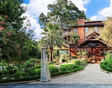 902 Roy Street - Photo Thumbnail 42