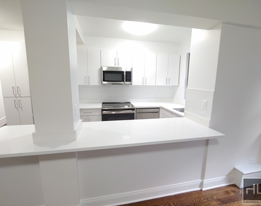 East 69 Street - Photo Thumbnail 1