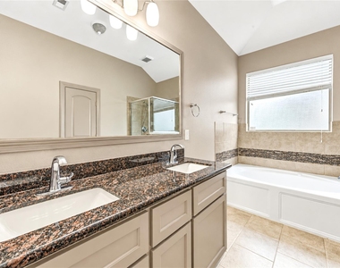 6210 Bristol Path Lane - Photo Thumbnail 40
