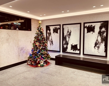 West 22 Street - Photo Thumbnail 1