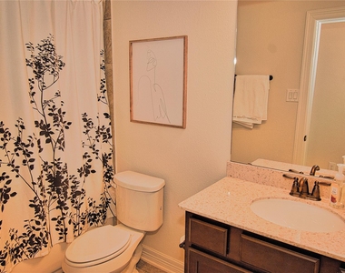 4132 Boardwalk Boulevard - Photo Thumbnail 14