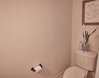4132 Boardwalk Boulevard - Photo Thumbnail 11