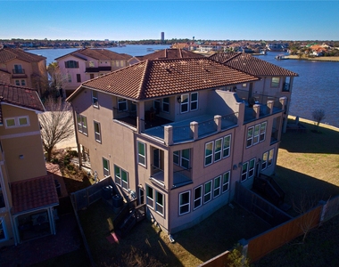 4132 Boardwalk Boulevard - Photo Thumbnail 32