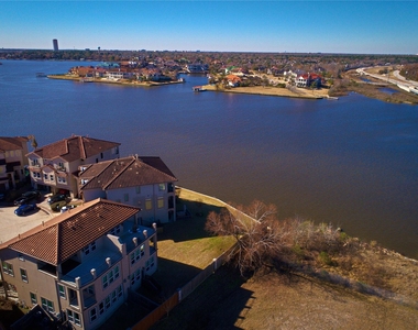 4132 Boardwalk Boulevard - Photo Thumbnail 33