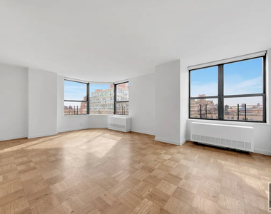 West 87th Street - Photo Thumbnail 3
