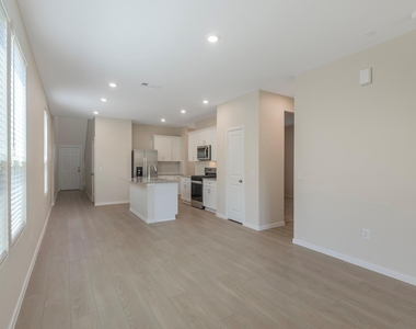 15881 Blass Valley Drive Drive - Photo Thumbnail 17