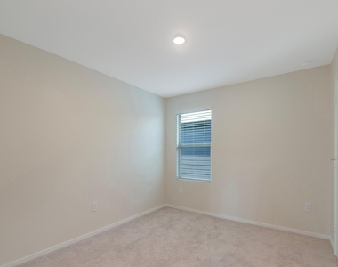 15881 Blass Valley Drive Drive - Photo Thumbnail 27