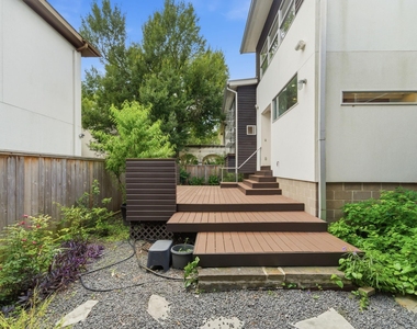 7002 Newcastle Street - Photo Thumbnail 44