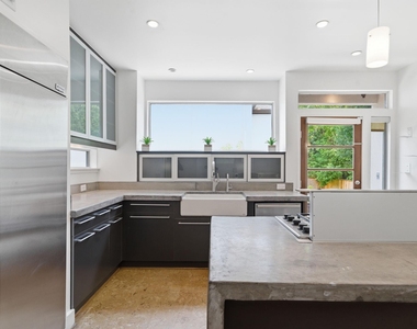 7002 Newcastle Street - Photo Thumbnail 1
