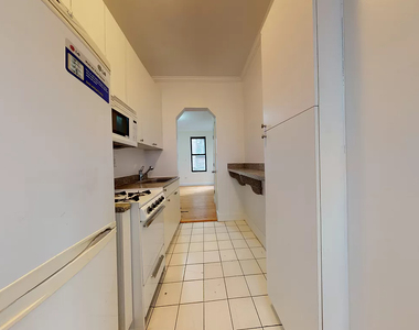 2 Avenue - Photo Thumbnail 3