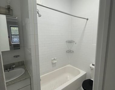 East 80th Street - Photo Thumbnail 10