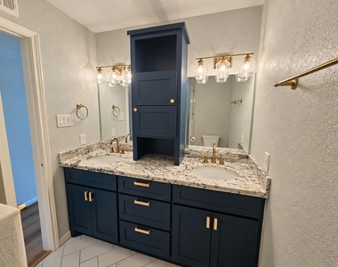 1201 Mcduffie Street - Photo Thumbnail 24