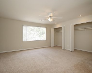 1733 Commonwealth Street - Photo Thumbnail 16
