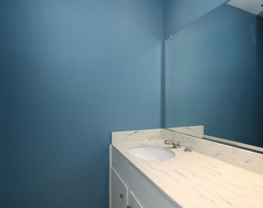 1733 Commonwealth Street - Photo Thumbnail 12
