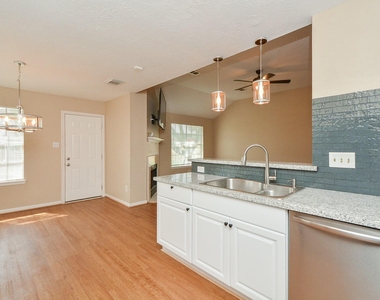22811 Market Square Lane - Photo Thumbnail 15