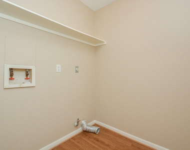 22811 Market Square Lane - Photo Thumbnail 29