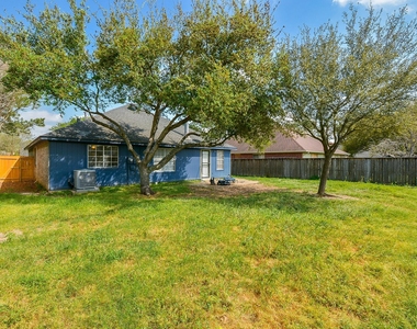 22811 Market Square Lane - Photo Thumbnail 31