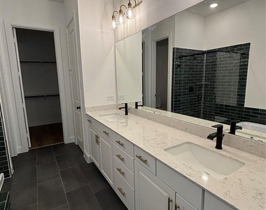 11735 Gramina Way - Photo Thumbnail 18