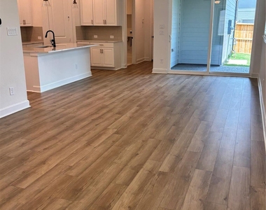 11735 Gramina Way - Photo Thumbnail 3
