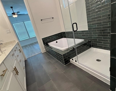 11735 Gramina Way - Photo Thumbnail 22