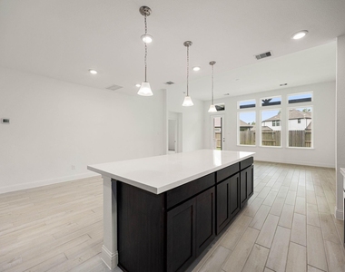 21491 Llano Grande Boulevard - Photo Thumbnail 15