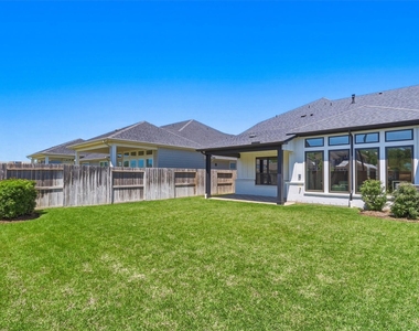 10126 Water Harbor Drive - Photo Thumbnail 48