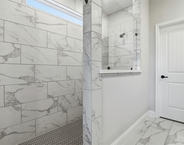 10126 Water Harbor Drive - Photo Thumbnail 31