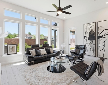 10126 Water Harbor Drive - Photo Thumbnail 24