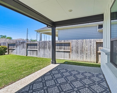 10126 Water Harbor Drive - Photo Thumbnail 45