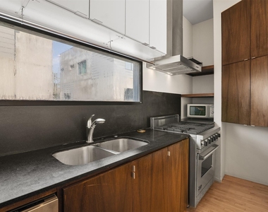730 Tulane Street Street - Photo Thumbnail 13