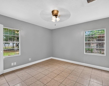7319 Mountbatten Road - Photo Thumbnail 5