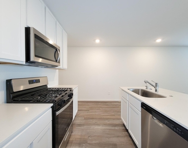 14316 Leafy Willow Drive - Photo Thumbnail 9
