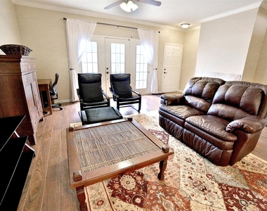 486 S Wilcrest Drive - Photo Thumbnail 1